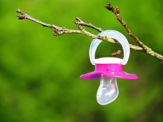 Comment aider votre enfant à se débarrasser de sa tétine en 5 étapes